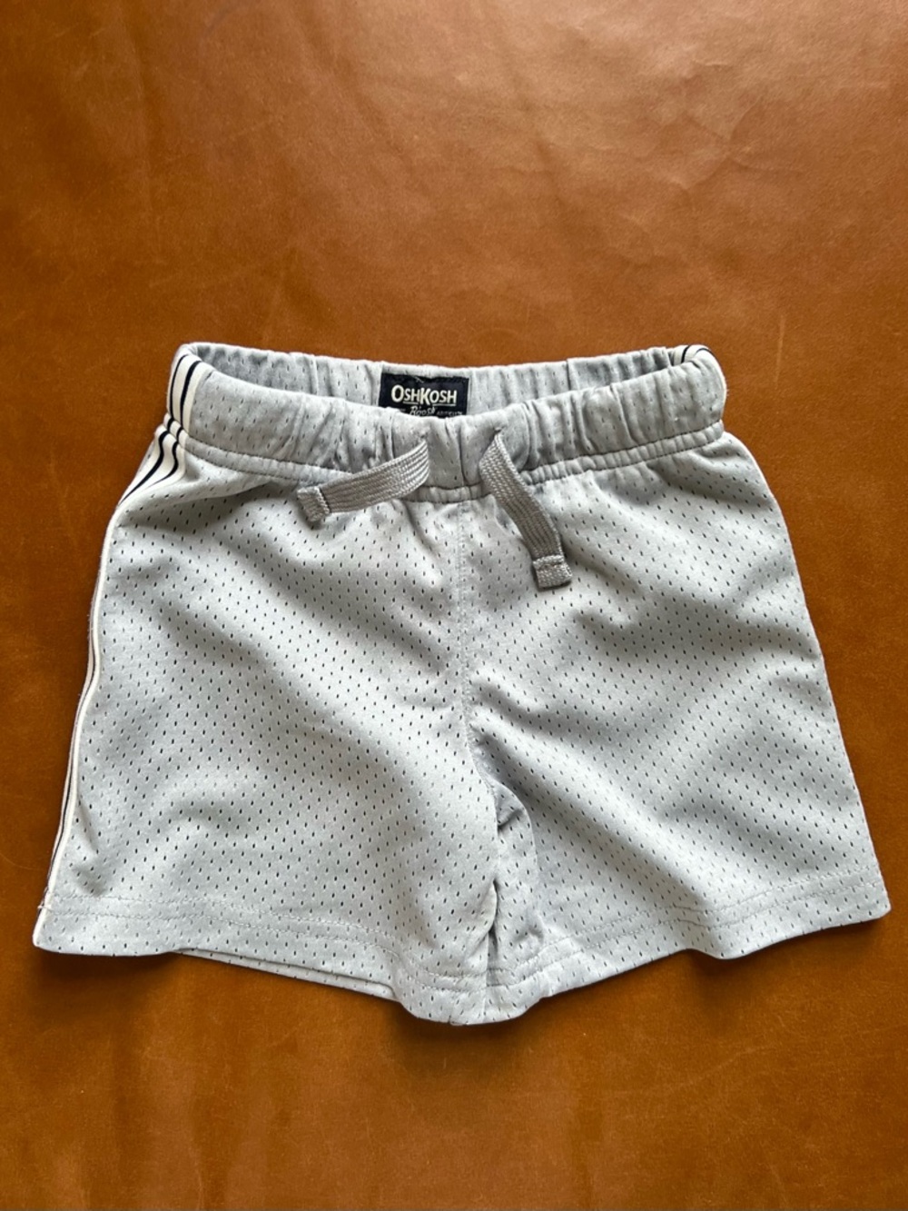 OSHKOSH Gray Mesh Athletic Shorts, 2T